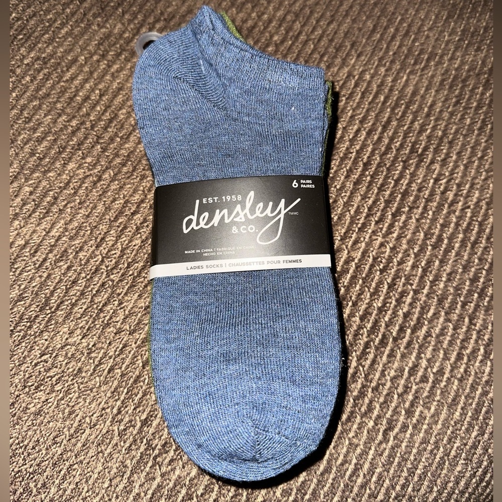 NWT Densley & Co Gertex Crew Socks